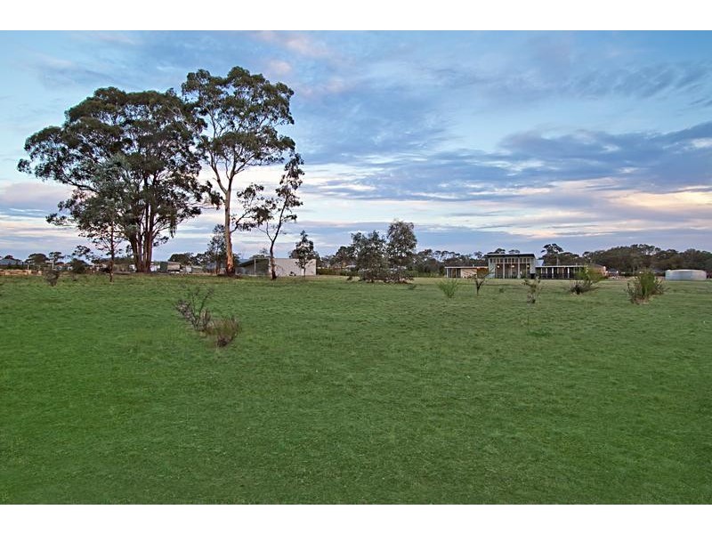 2 Dino Court, Junortoun VIC 3551