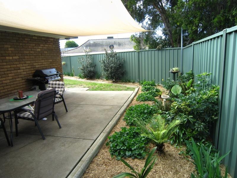 19 Wireless Street, Kangaroo Flat VIC 3555