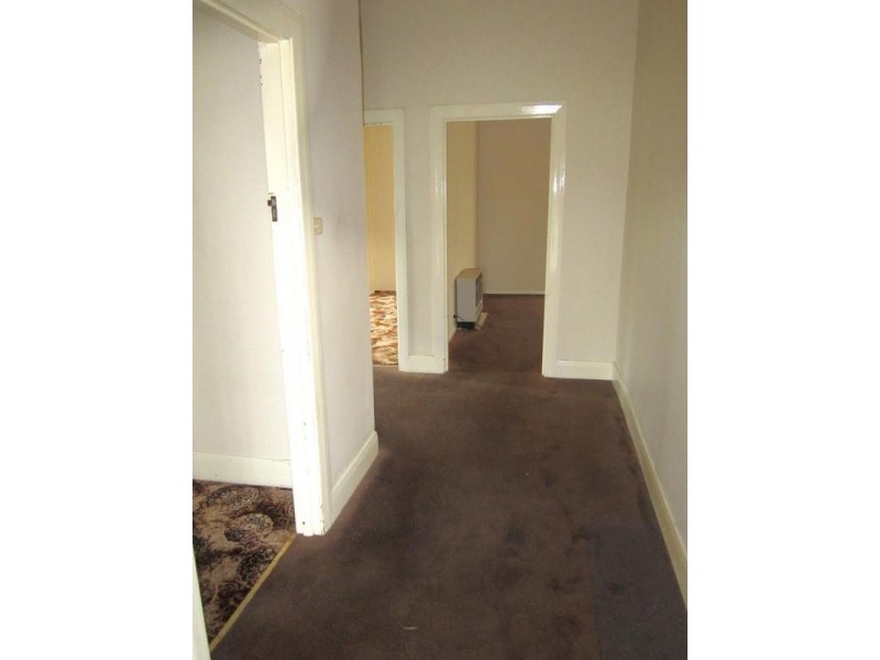 16 Esler Street, California Gully VIC 3556