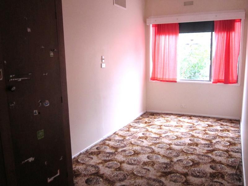 16 Esler Street, California Gully VIC 3556