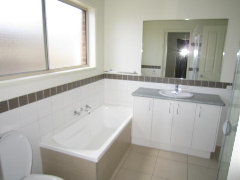 18A Elizabeth Street, Kangaroo Flat VIC 3555