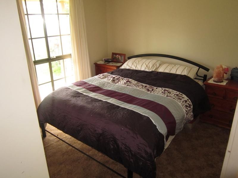 38 Wesley Street, Kangaroo Flat VIC 3555