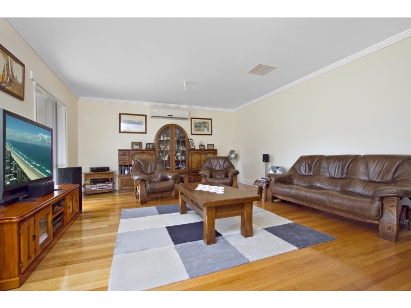 19 McDonalds Lane, Ravenswood South VIC 3453