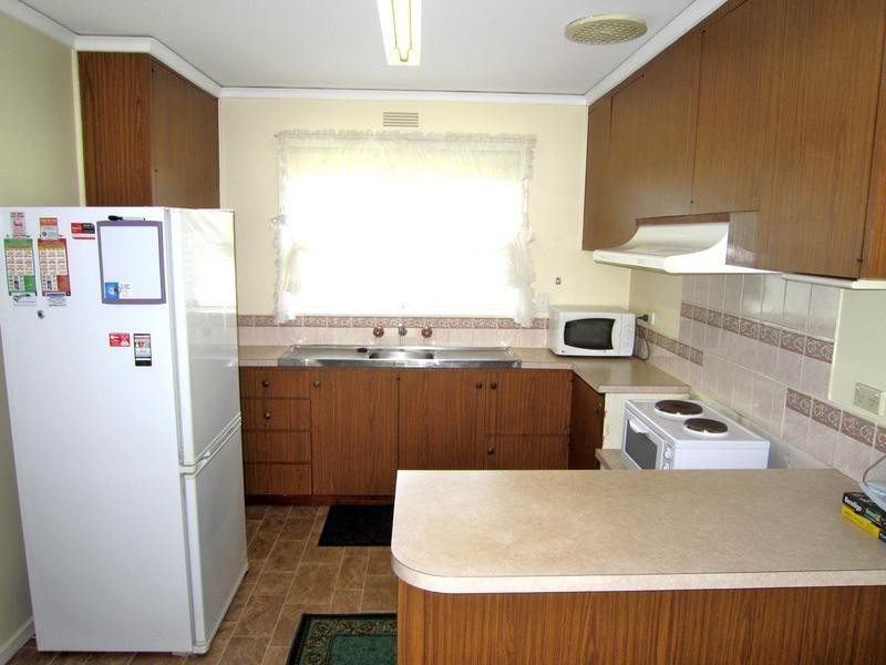 7 Wallaby Avenue, Kangaroo Flat VIC 3555