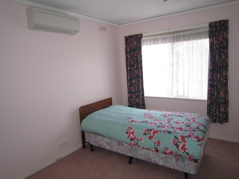 7 Wallaby Avenue, Kangaroo Flat VIC 3555