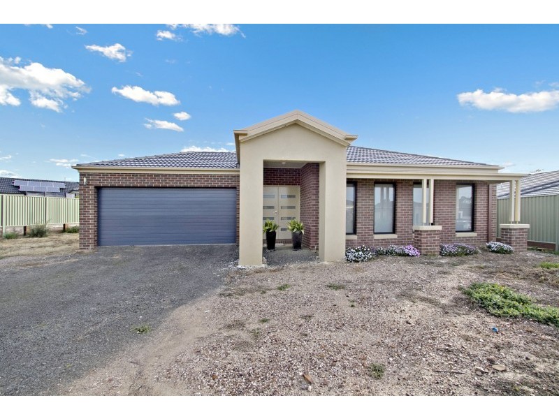 19 Rathlin Avenue, Junortoun VIC 3551