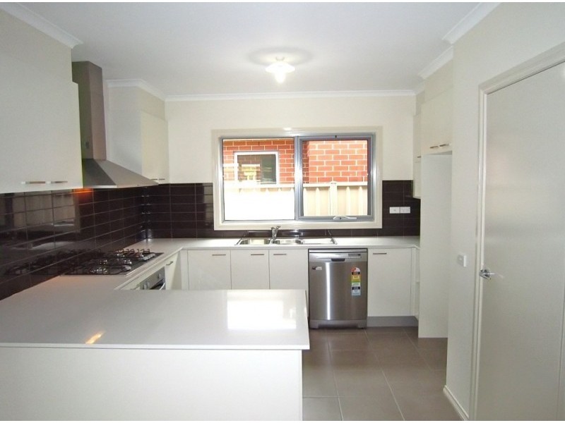 2A Olympic Parade, Kangaroo Flat VIC 3555