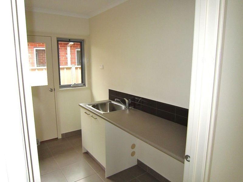 2A Olympic Parade, Kangaroo Flat VIC 3555