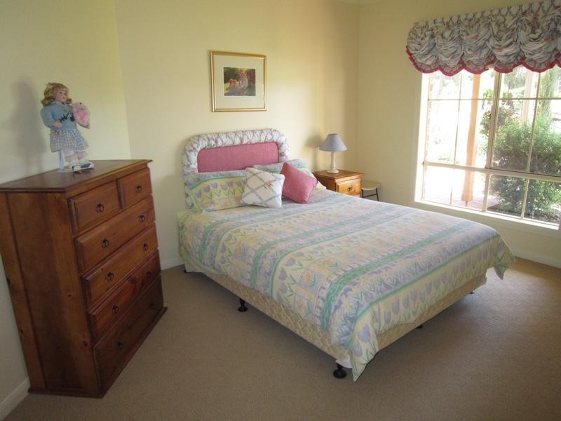 39 Northmoor Drive, Strathdale VIC 3550