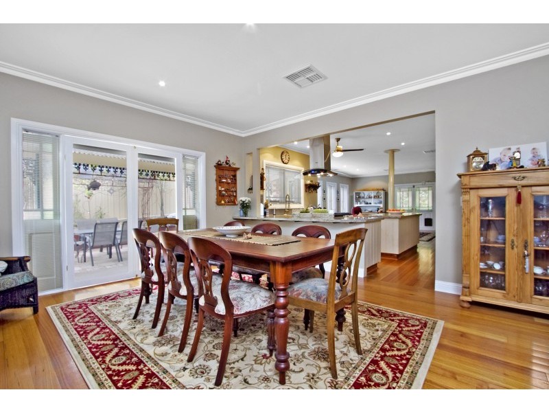 19 Horace Street, Quarry Hill VIC 3550
