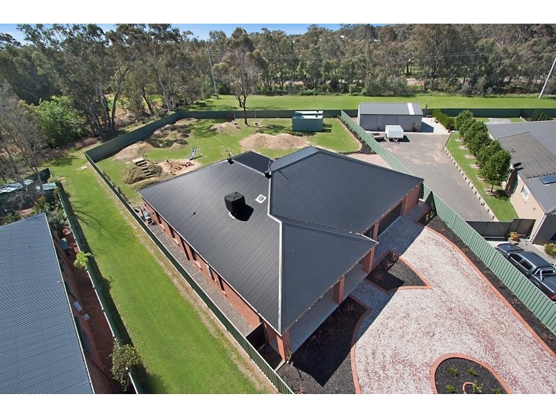 12 Lupson Court, Maiden Gully VIC 3551