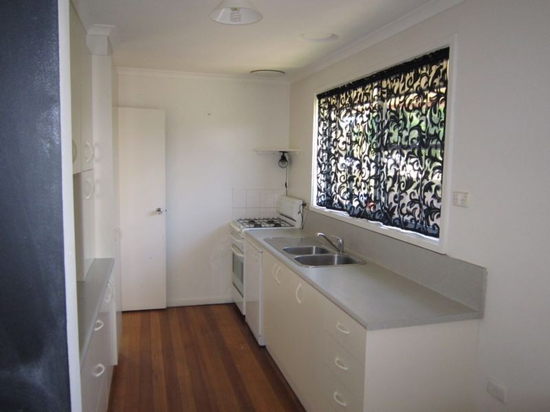 7 Burch Court, California Gully VIC 3556