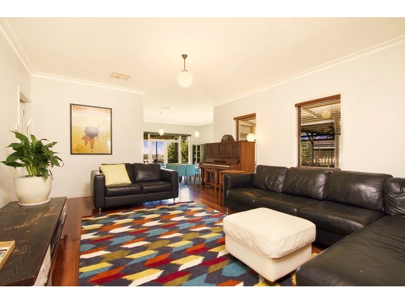 48 Browning Street, Kangaroo Flat VIC 3555