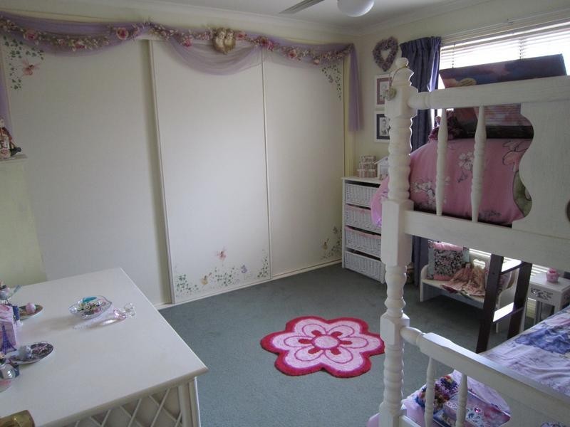 6 Cambridge Court, California Gully VIC 3556