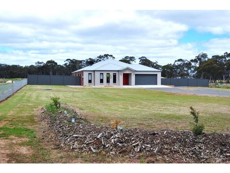 6 Eddington Street, Axedale VIC 3551