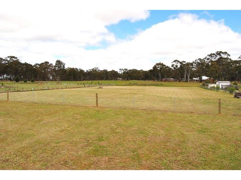 6 Eddington Street, Axedale VIC 3551