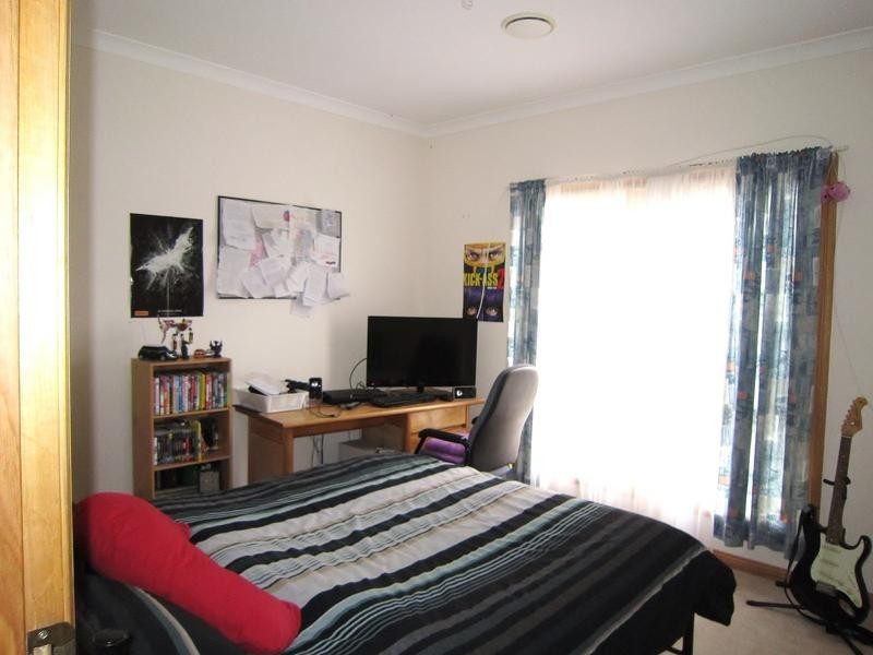 14 Muriel Street, Kangaroo Flat VIC 3555