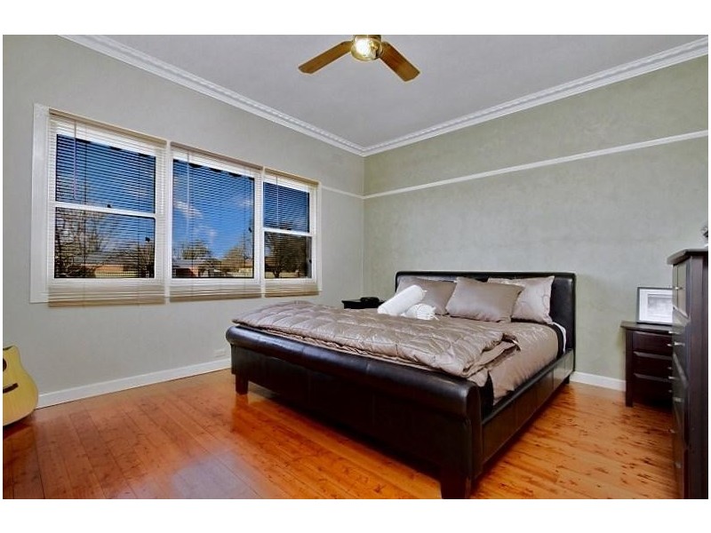 19 Olympic Parade, Kangaroo Flat VIC 3555