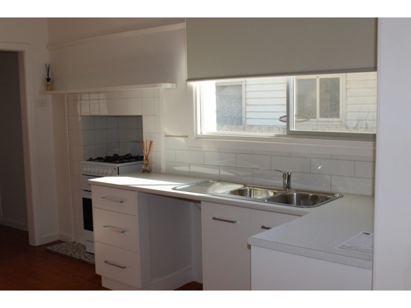 19 Olympic Parade, Kangaroo Flat VIC 3555