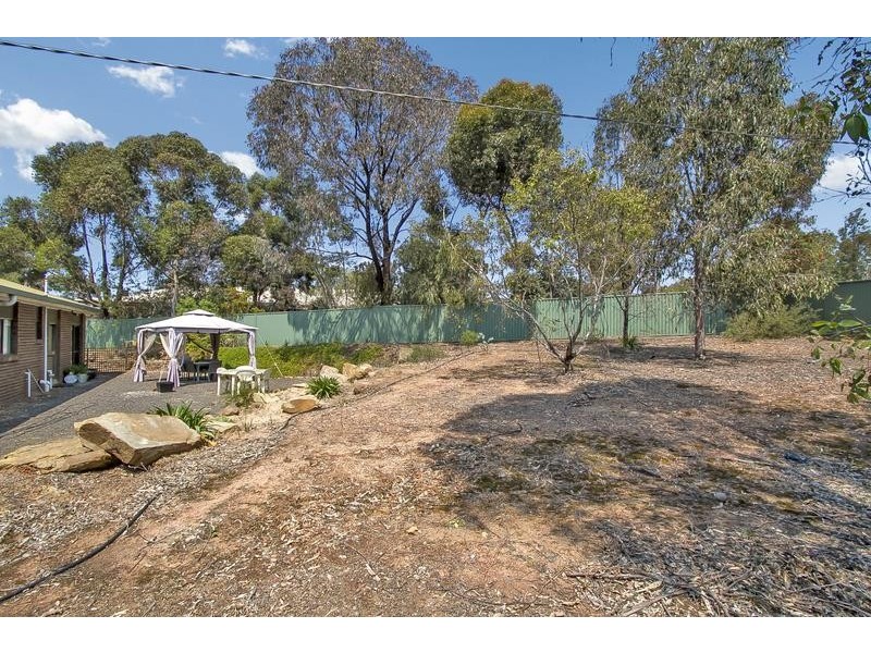 15 Dawson Drive, Maiden Gully VIC 3551