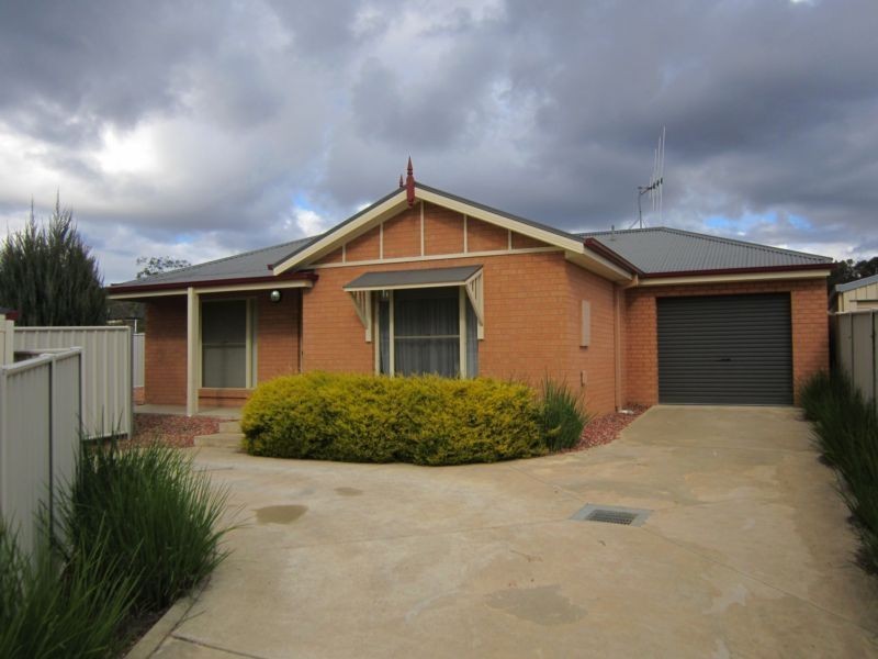 2/89 Queen Street, Kangaroo Flat VIC 3555