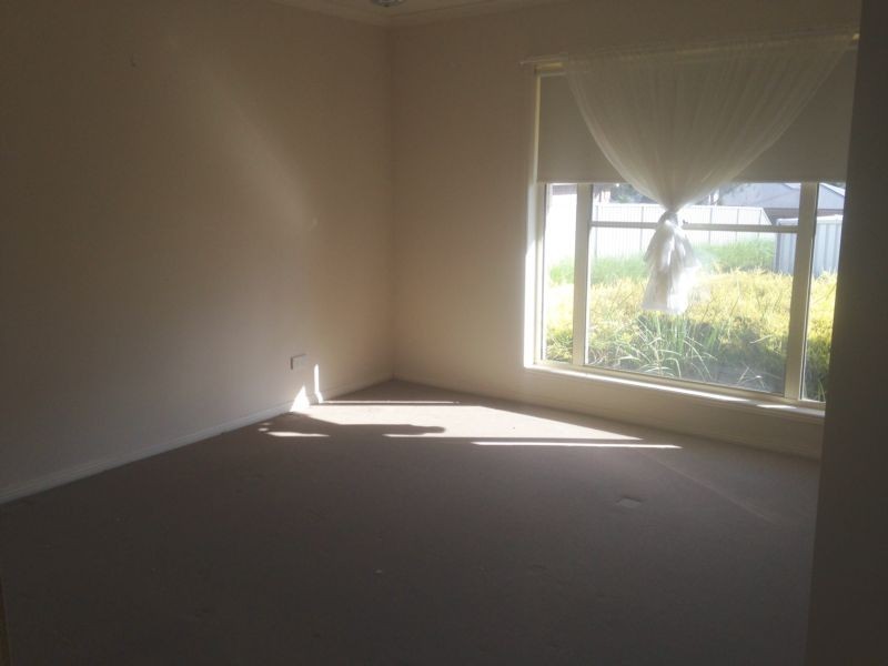 2/89 Queen Street, Kangaroo Flat VIC 3555