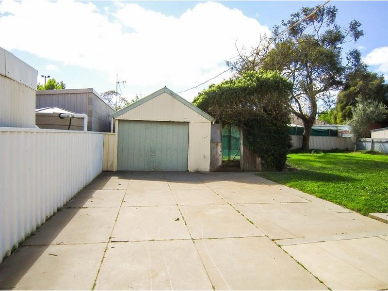 3 Alamein Court, Golden Square VIC 3555