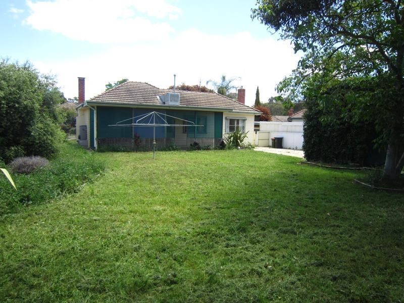 3 Alamein Court, Golden Square VIC 3555