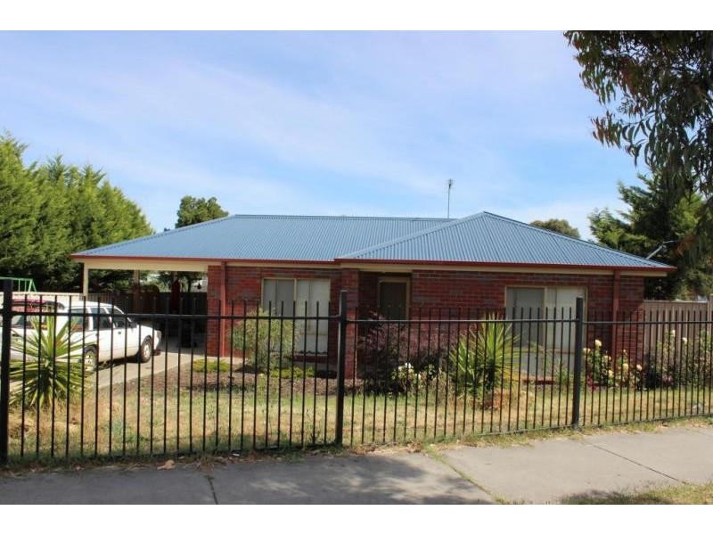 127 Eaglehawk Road, Long Gully VIC 3550