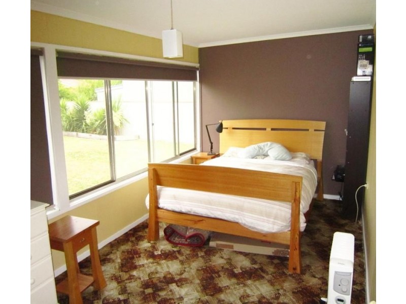 32 Benghasi Avenue, Golden Square VIC 3555