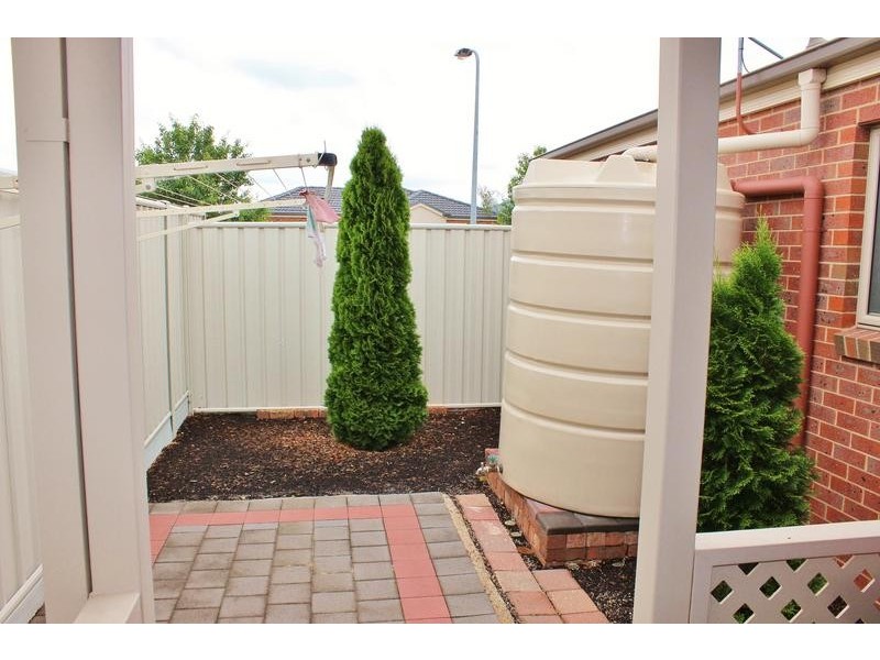 9 Elizabeth Street, Kangaroo Flat VIC 3555