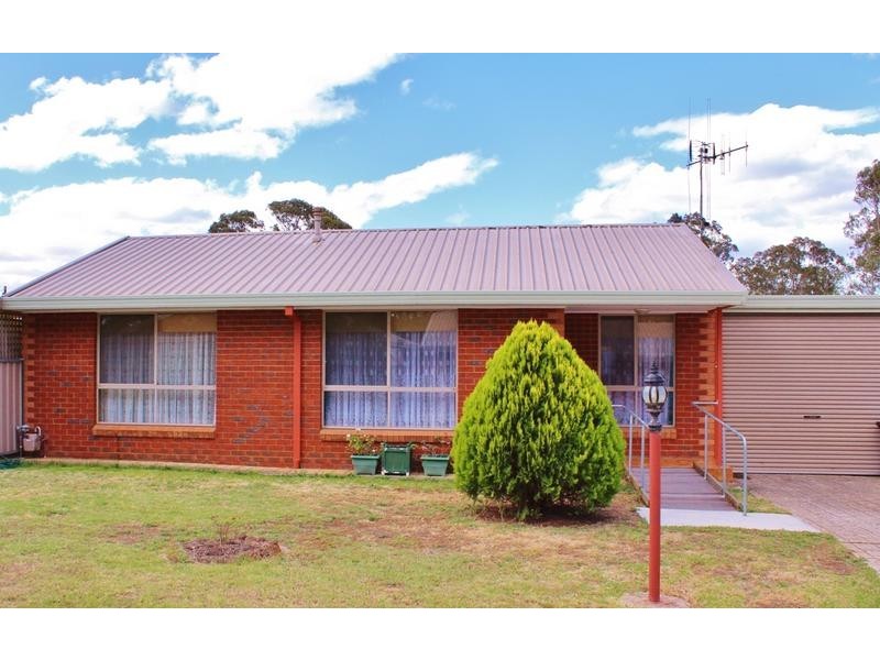 2/41 Helm Street, Kangaroo Flat VIC 3555