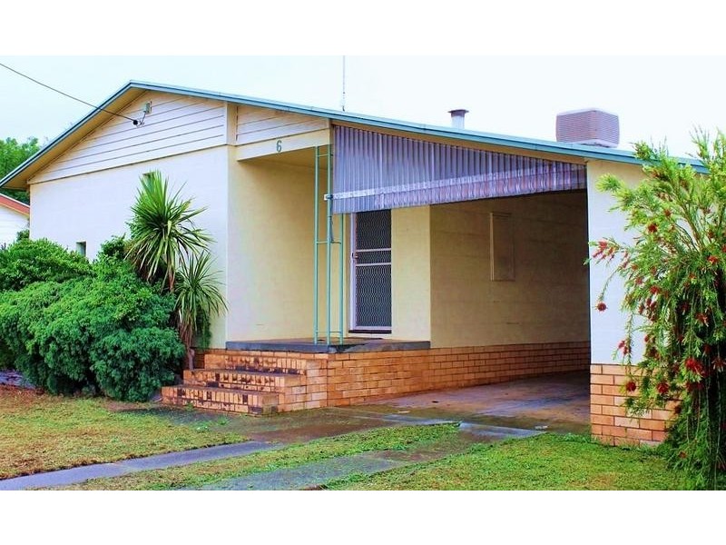 6 Dundas Street, St Arnaud VIC 3478