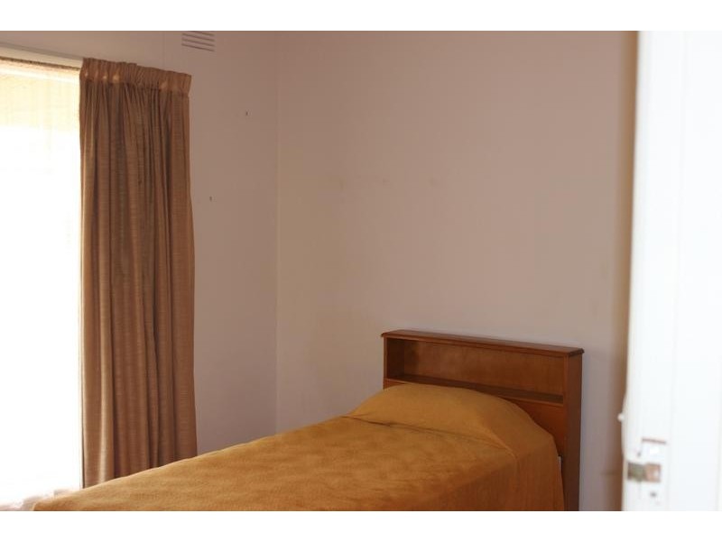 6 Dundas Street, St Arnaud VIC 3478