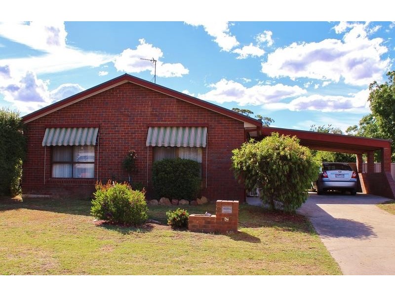 2 Odea Crescent, Kangaroo Flat VIC 3555