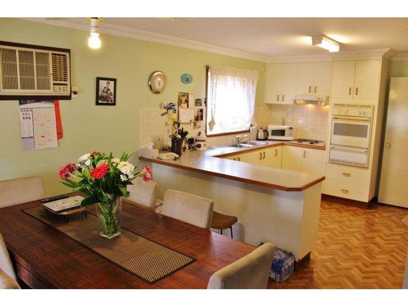 2 Odea Crescent, Kangaroo Flat VIC 3555