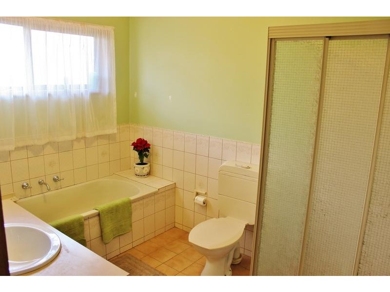 2 Odea Crescent, Kangaroo Flat VIC 3555