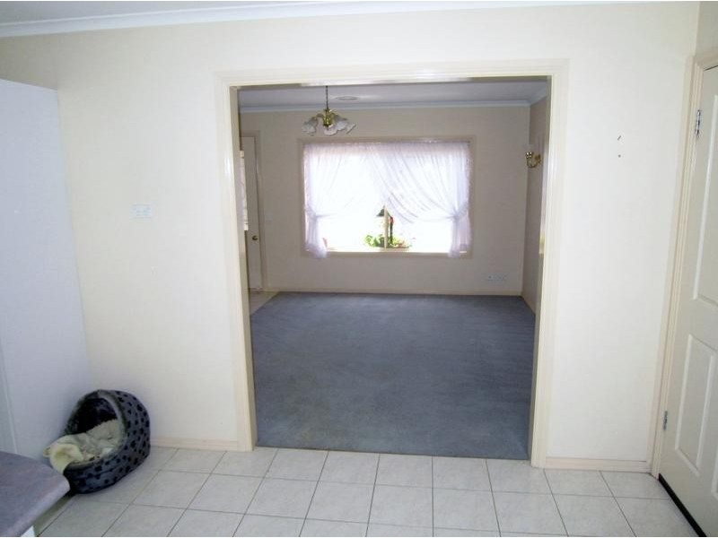 4 Ebonys Place, Kennington VIC 3550