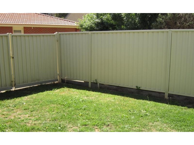 4 Ebonys Place, Kennington VIC 3550