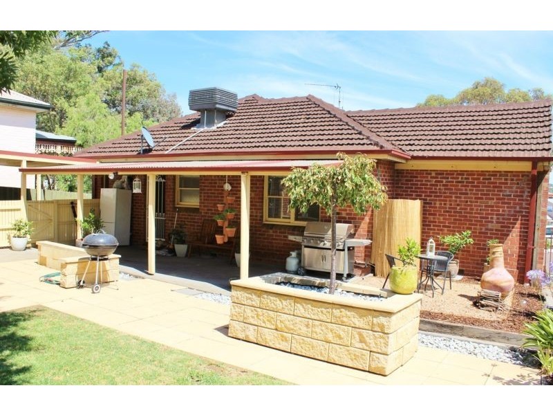 141 Gladstone Street, Quarry Hill VIC 3550