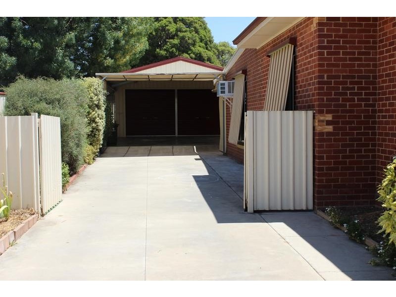 5 Olympic Parade, Kangaroo Flat VIC 3555