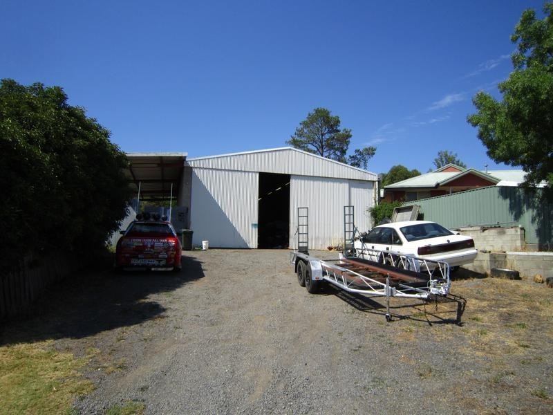 14 Etty Street, Castlemaine VIC 3450