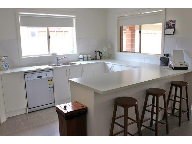 18 Thomas Drive, Marong VIC 3515