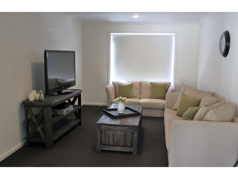 18 Thomas Drive, Marong VIC 3515