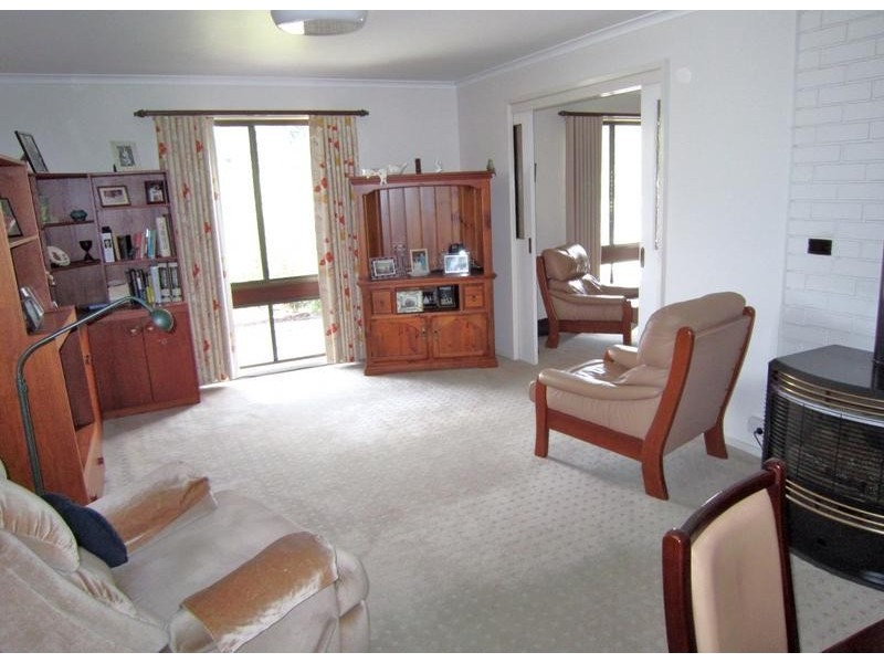 4 Scott Street, White Hills VIC 3550