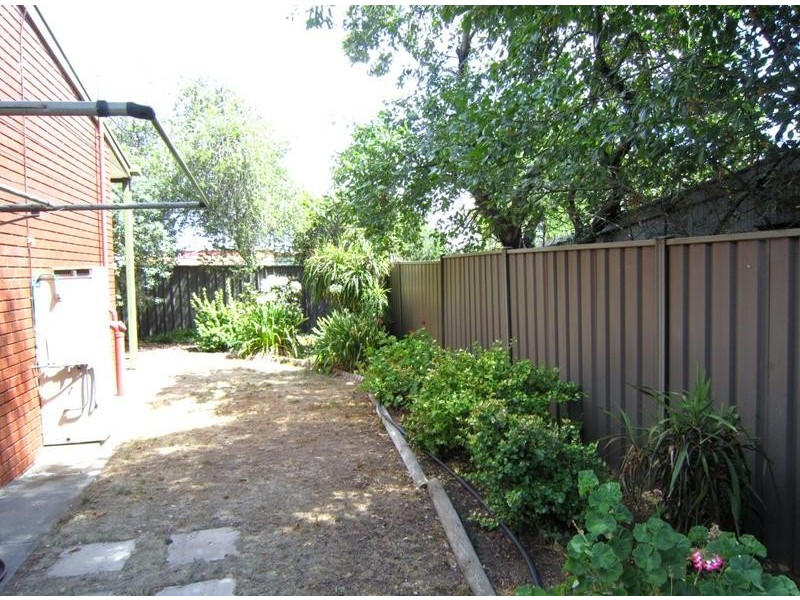 4 Scott Street, White Hills VIC 3550