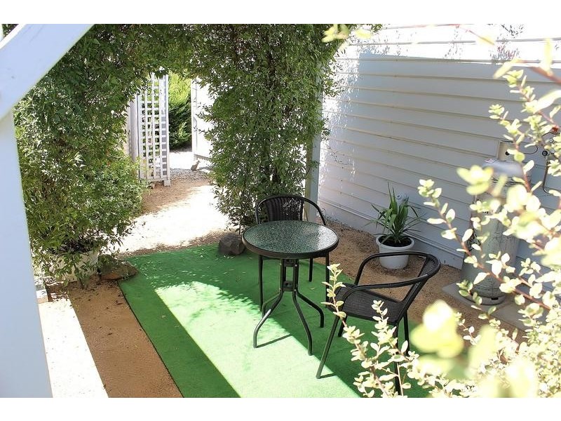 44 Chauncey Street, Heathcote VIC 3523
