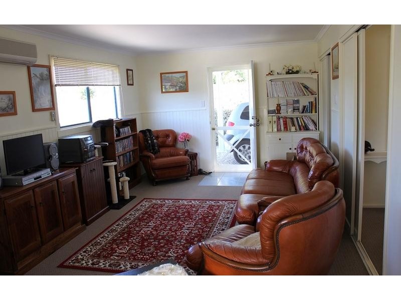 44 Chauncey Street, Heathcote VIC 3523