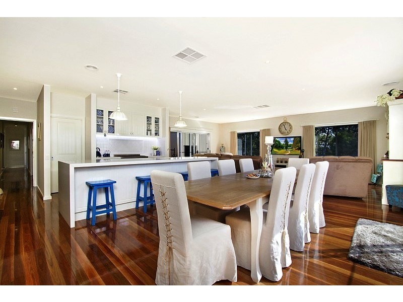 9 Bridle Court, Maiden Gully VIC 3551