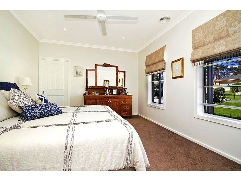 9 Bridle Court, Maiden Gully VIC 3551